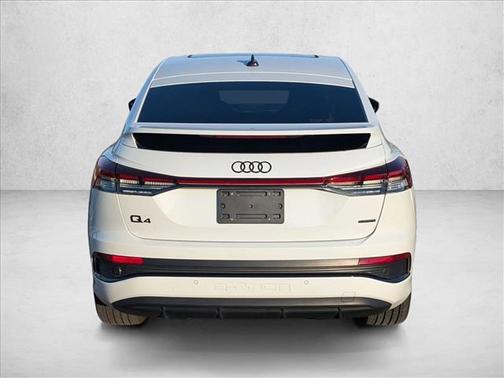 Glacier White Metallic 2024 Audi Q4 e-tron Sportback Premium Plus 55 quattro