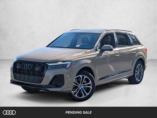 Sakhir Gold Metallic 2025 Audi Q7 45 Premium Plus