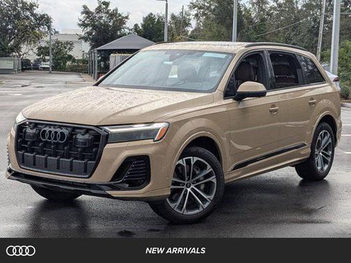 2025 Audi Q7 45 Premium Plus