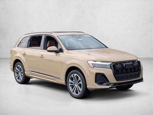 2025 Audi Q7 45 Premium Plus