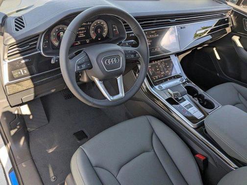 Glacier White Metallic 2026 Audi Q7 55 Premium Plus