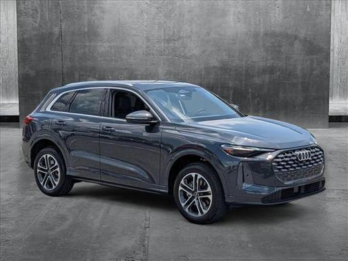 2025 Audi Q5 Premium