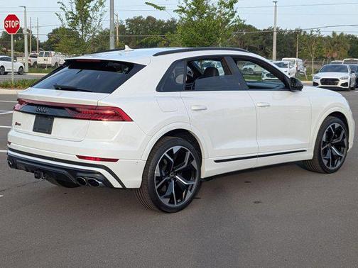 Glacier White Metallic 2021 Audi SQ8 4.0T Prestige