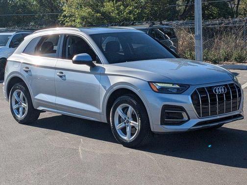 2023 Audi Q5 40 Premium