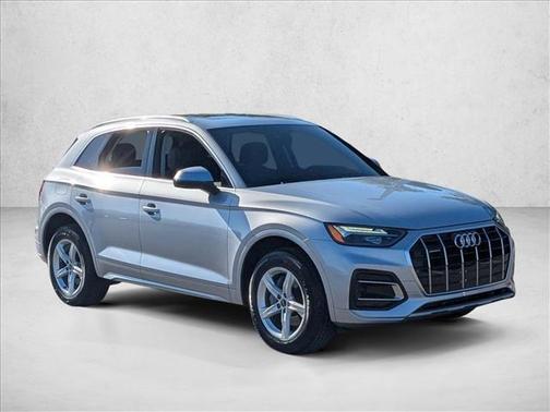 2023 Audi Q5 40 Premium