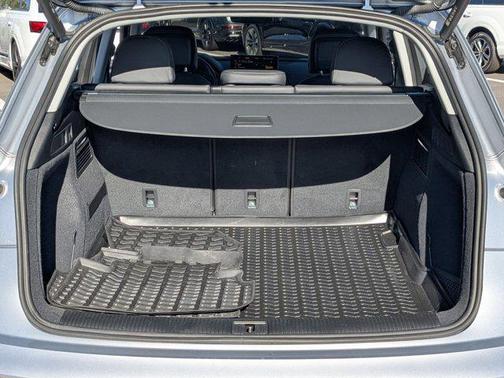 2023 Audi Q5 40 Premium
