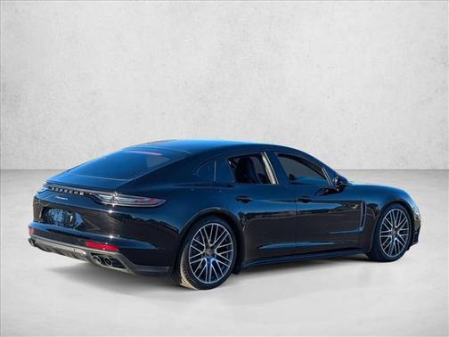 2023 Porsche Panamera Platinum Edition