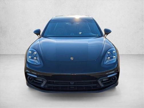 2023 Porsche Panamera Platinum Edition