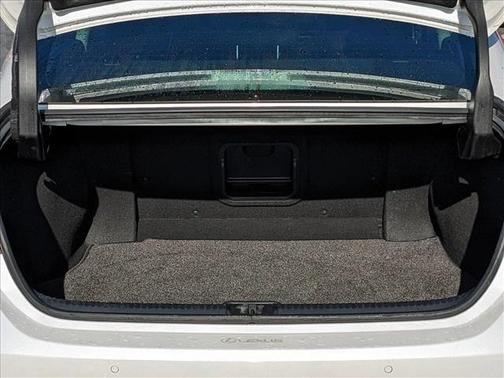 2020 Lexus ES 300h Base
