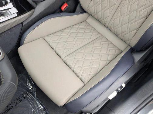 Daytona Gray Pearl Effect 2026 Audi A6 Prestige quattro S tronic