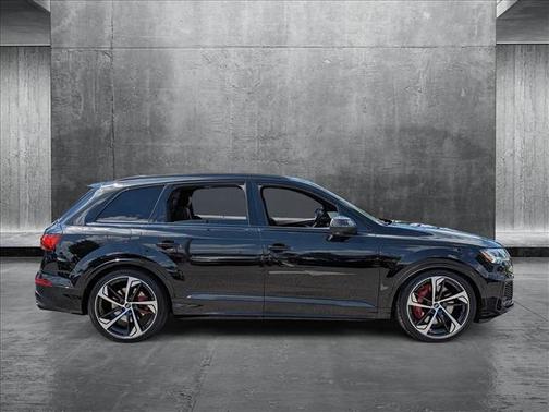 2024 Audi SQ7 4.0T Premium Plus