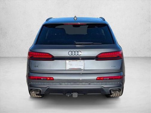 Samurai Gray Metallic 2026 Audi Q7 55 Premium Plus