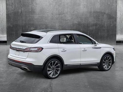 2020 Lincoln Nautilus Reserve