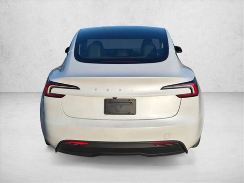 Pearl White Multi-Coat 2024 Tesla Model 3 Standard Range