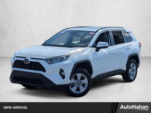2020 Toyota RAV4 XLE