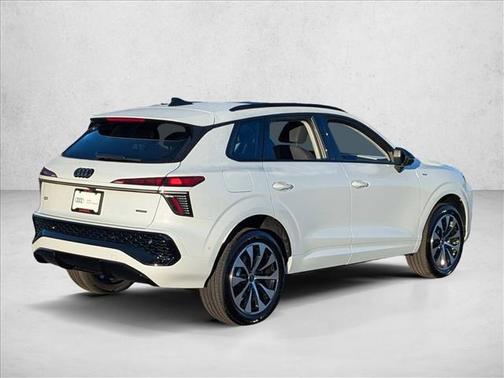 Glacier White Metallic 2026 Audi Q3 TFSI quattro S tronic