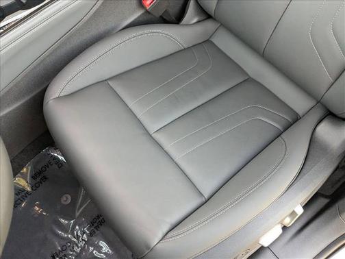 Glacier White Metallic 2026 Audi Q3 TFSI quattro S tronic