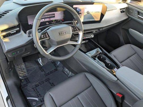 Glacier White Metallic 2026 Audi Q3 TFSI quattro S tronic