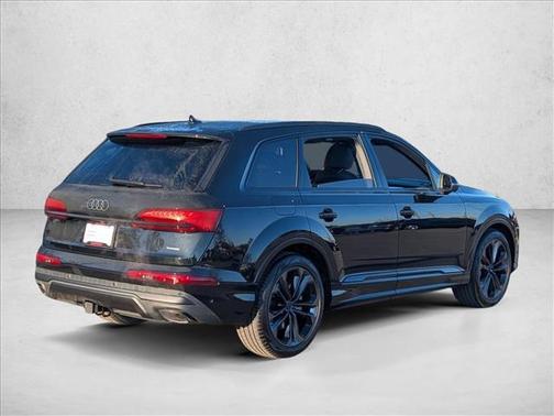 2026 Audi Q7 55 Premium Plus