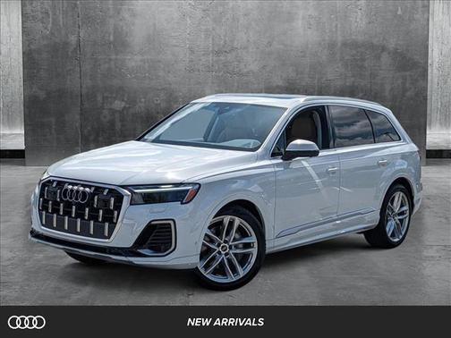 2025 Audi Q7 55 Premium Plus