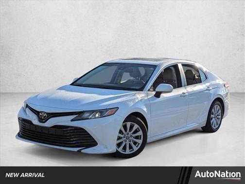 2018 Toyota Camry LE