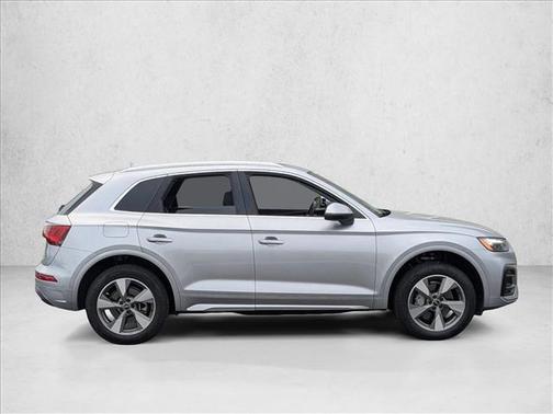 2023 Audi Q5 40 Premium