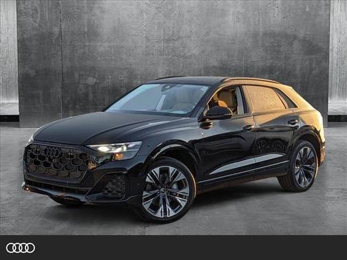 2025 Audi Q8 55 Premium Plus