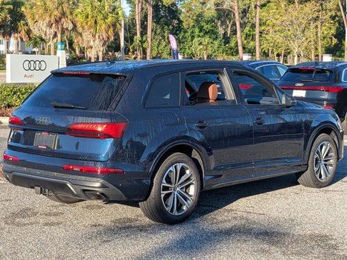 2025 Audi Q7 45 Premium Plus