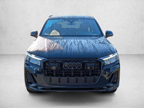 2025 Audi Q7 45 Premium Plus