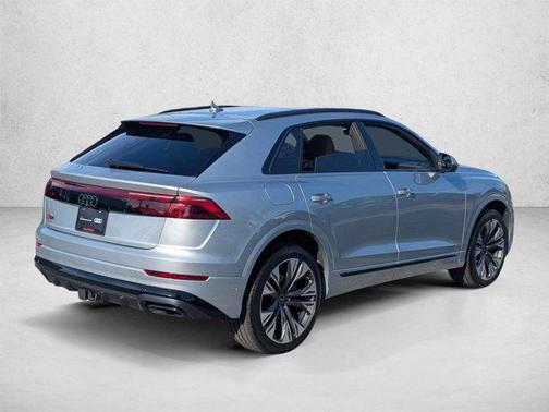 Satellite Silver Metallic 2025 Audi Q8 55 Premium Plus