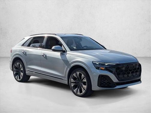 Satellite Silver Metallic 2025 Audi Q8 55 Premium Plus