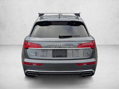 2022 Audi Q5 45 S line Premium