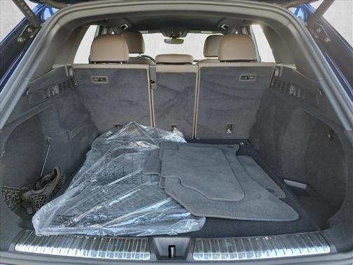 2025 Audi Q5 Premium TFSI quattro S tronic