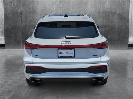 2025 Audi Q5 Premium