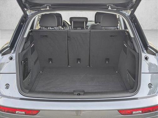 2023 Audi Q5 45 S line Prestige