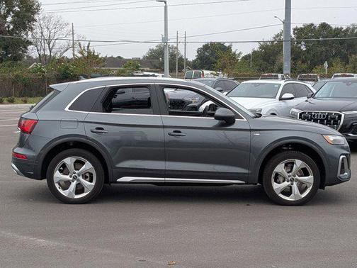 2023 Audi Q5 45 S line Prestige