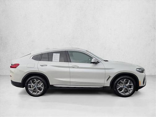 2024 BMW X4 xDrive30i