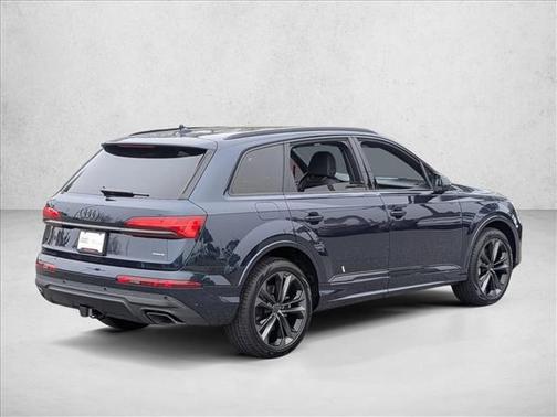 2026 Audi Q7 55 Premium Plus
