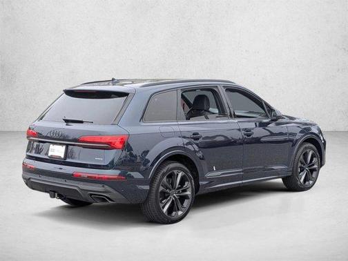 Waitomo Blue Metallic 2026 Audi Q7 55 Premium Plus