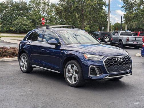 2022 Audi Q5 45 S line Premium Plus