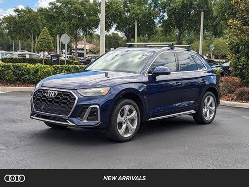2022 Audi Q5 45 S line Premium Plus