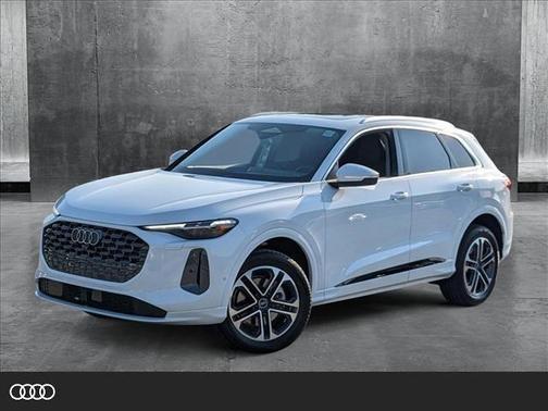 2025 Audi Q5 Premium Plus