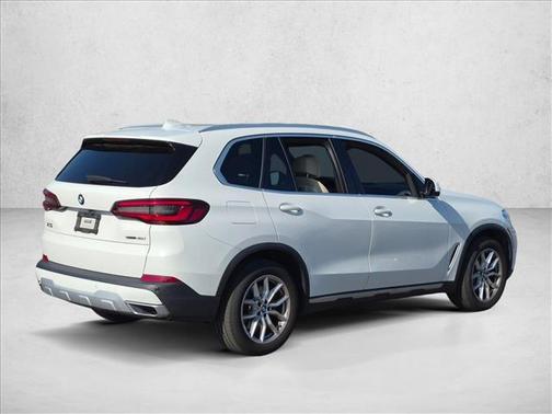 Alpine White 2022 BMW X5 sDrive40i