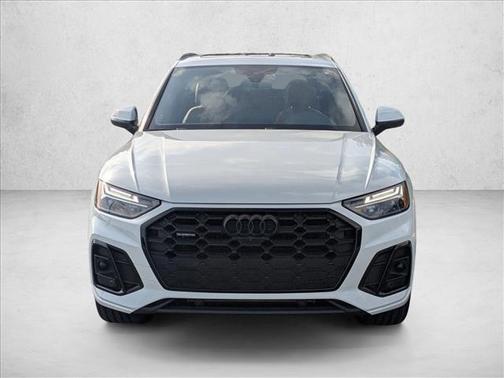 Glacier White Metallic 2023 Audi Q5 45 S line Premium Plus