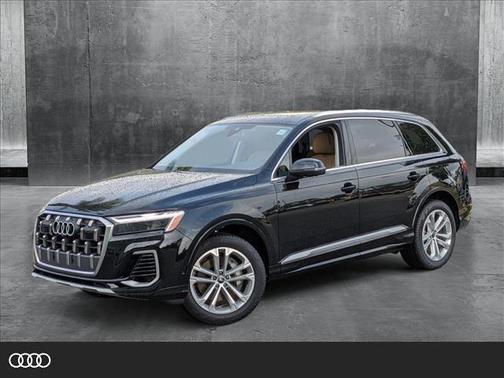 2025 Audi Q7 55 Premium Plus