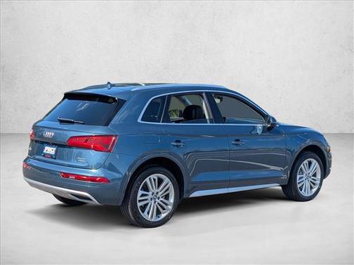 Utopia Blue Metallic 2018 Audi Q5 2.0T Tech Premium