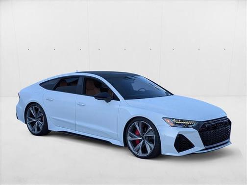 2021 Audi RS 7 4.0T