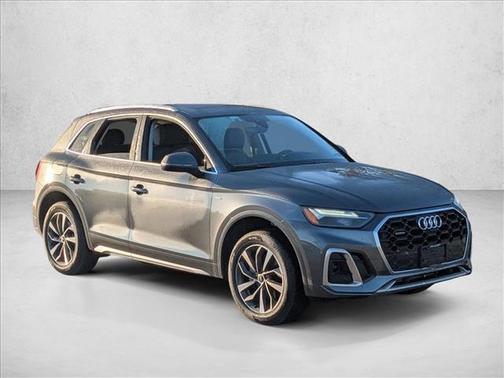 2023 Audi Q5 45 S line Premium Plus