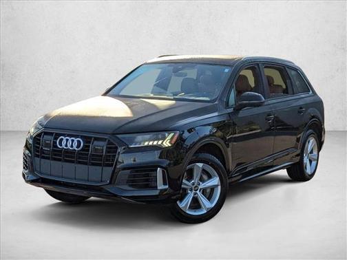 Mythos Black Metallic 2023 Audi Q7 55 Premium