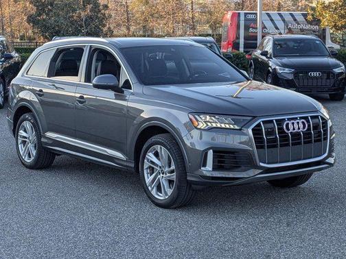 2023 Audi Q7 55 Premium Plus